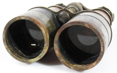 A pair of early 20thC Ross field binoculars - 3