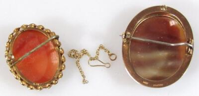 An oval cameo - 4