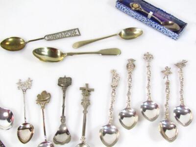 Various collectors and other spoons - 4