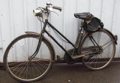 A gentleman's bygone Raleigh bike