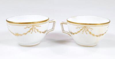 An early 19thC part French porcelain tea set - 17