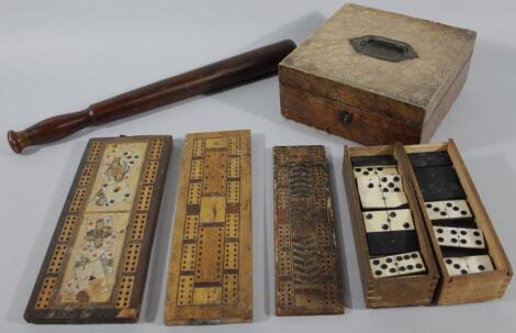 Various treen collectables etc.