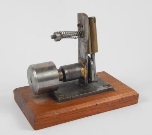 A small piston stationary engine