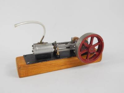 A 20thC horizontal stationary engine - 2