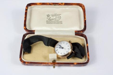 An early 20thC 9ct gold cased wristwatch