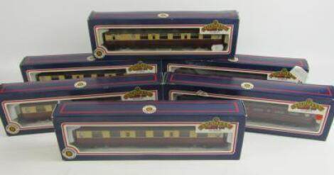 Various Bachmann Branch Line OO gauge carriages