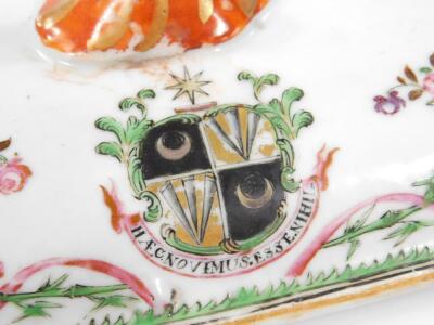 An 18thC Chinese export porcelain armorial famille vert dish and cover - 9