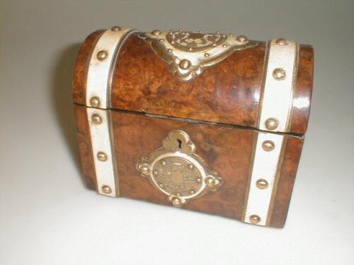 A 19thC burr walnut tea caddy