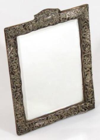 An early 20thC silver photograph frame