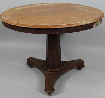 A 19thC mahogany supper table