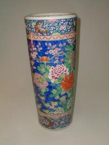 A 20thC Chinese cylinder stickstand £10-20