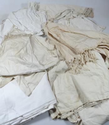 Various Victorian and later linen