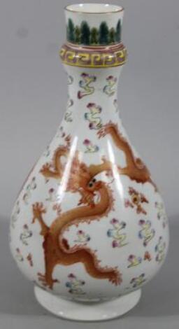 A Chinese porcelain sake bottle