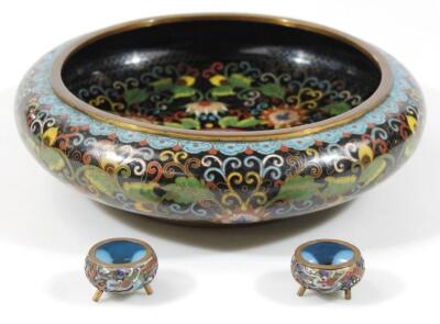A Chinese late Qing period enamel bowl