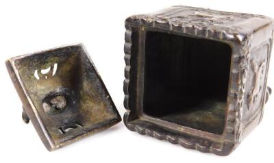 A Chinese bronze censer of square section - 6