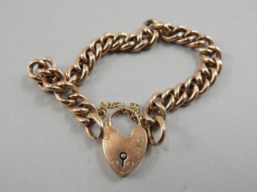 A gate bracelet