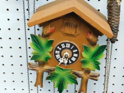 Five Black Forest type mid to late 20thC cuckoo clocks - 4