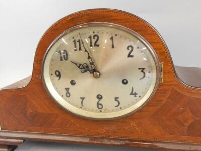 An early 20thC mahogany and marquetry mantel clock - 2