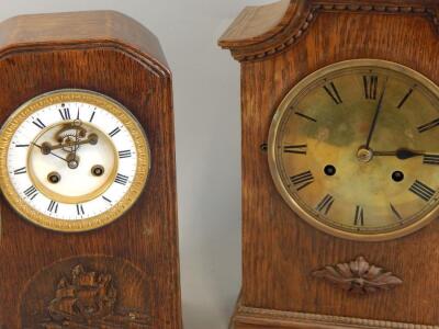 Two early 20thC oak cased mantel clocks - 2