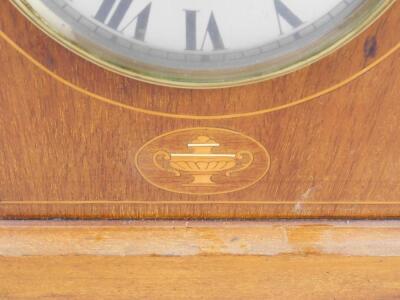 Two similar early 20thC mahogany and oak mantel clocks - 4