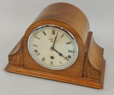 A mid 20thC mantel clock