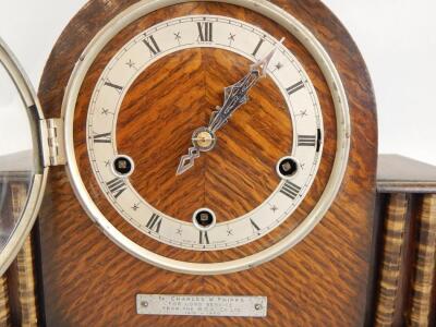 An Art Deco style mantel clock - 2