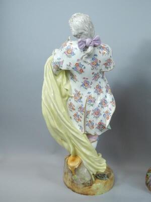 A pair of Dresden porcelain figures - 5