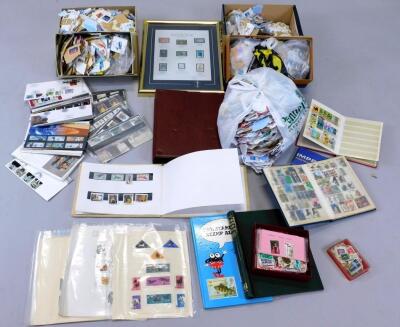 A large quantity of first day covers