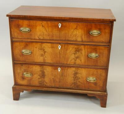 An early 19thC mahogany chest of drawers