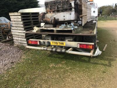 A 1999 Mercedes car transporter recovery vehicle - 4