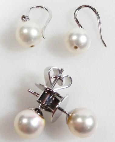 Two pairs of single stone cultured drop pearl earrings