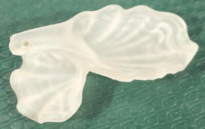 A set of seven frosted glass shells - 3