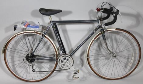 A Raleigh Royal gentleman's racer bike