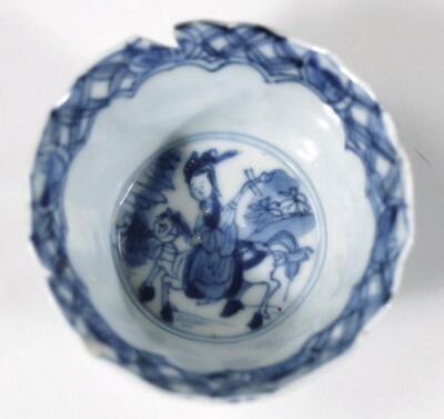 An 18thC Chinese blue and white tea bowl and saucer - 9