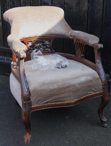 A late Victorian/early Edwardian serpentine fronted occasional chair