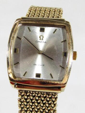 A gentleman's 9ct gold Omega De Ville wristwatch