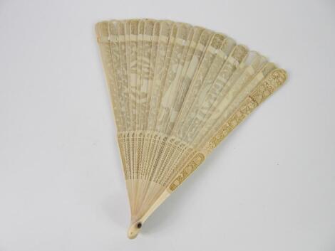 An early 19thC Chinese ivory brisee fan
