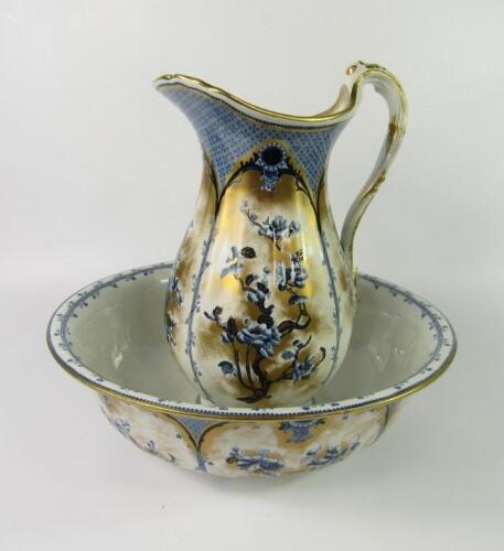 A Losolware ewer and basin