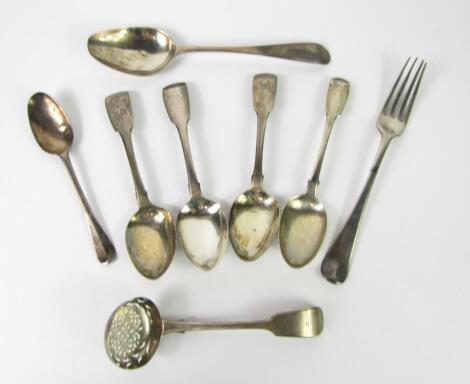 A Victorian silver sugar sifting spoon