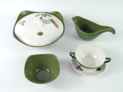 A Midwinter Pottery part dinner service - 2