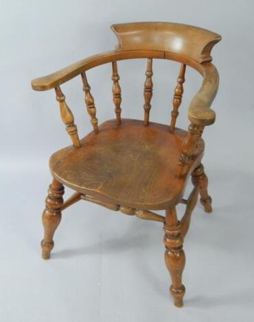 An oak and elm smoker's bow chair