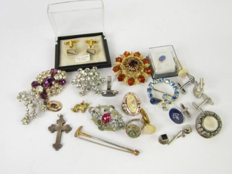 Silver and costume jewellery