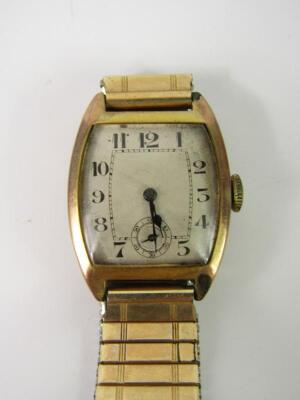 An Art Deco gentleman's 9ct gold cased wristwatch