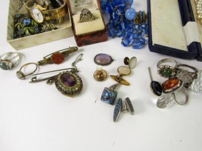 Costume jewellery, including a MuDu lady's wristwatch, mother of pearl brooch, Cyma hunter cased pocket watch, rings, brooches and beads. - 2