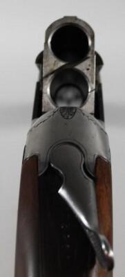 A Miroku 12 bore under and over double barrel shotgun - 5