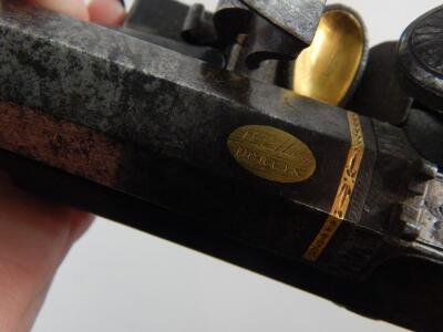 An early 19thC flintlock duelling pistol by William Alley of Dublin - 4