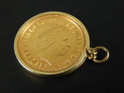 A Queen Elizabeth II half gold sovereign - 2