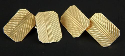 A pair of 9ct gold cufflinks