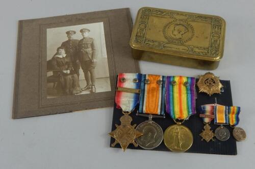 A collection of WWI medals and miniatures