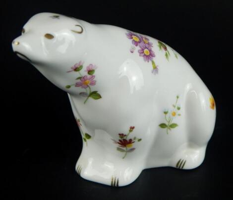 A Royal Crown Derby polar bear paperweight